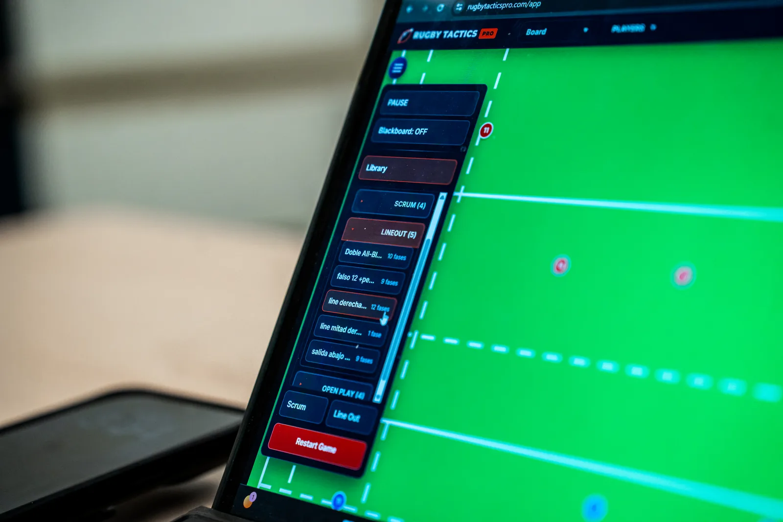 Live board presented on a laptop